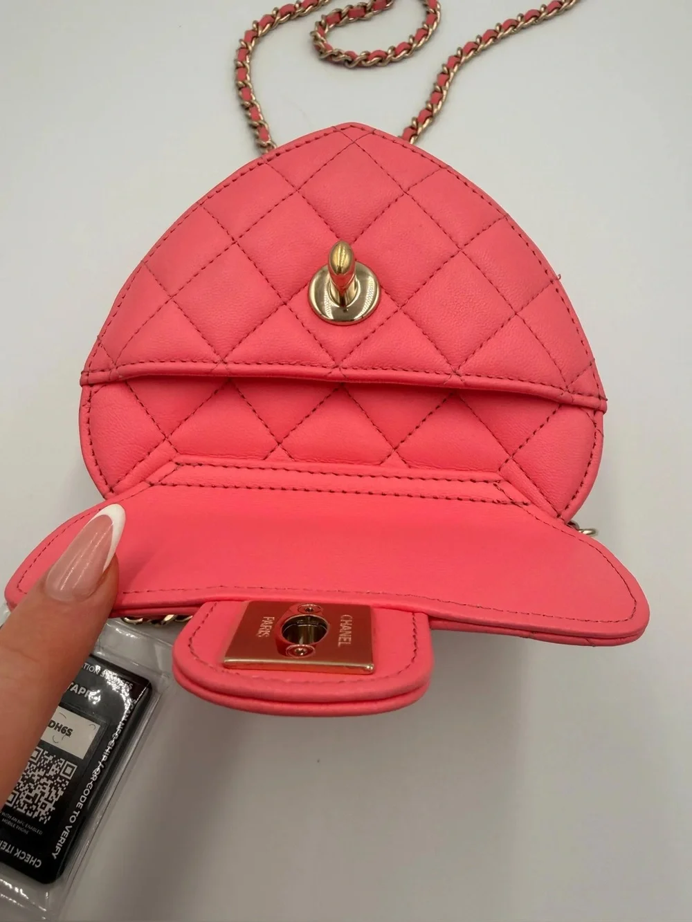 Chanel CC In Love Heart Bag — Coral Pink Lambskin 22S